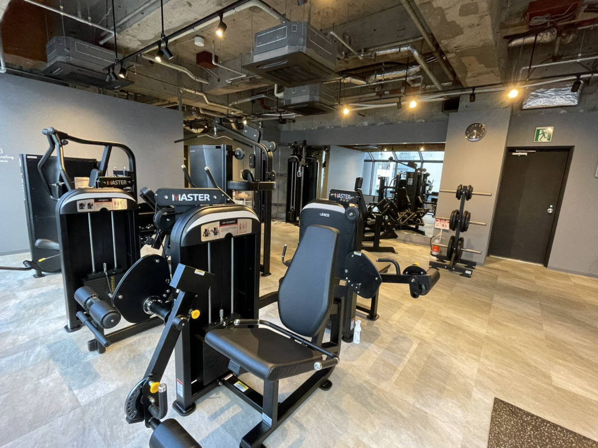 チキンジムのトレーニング器具